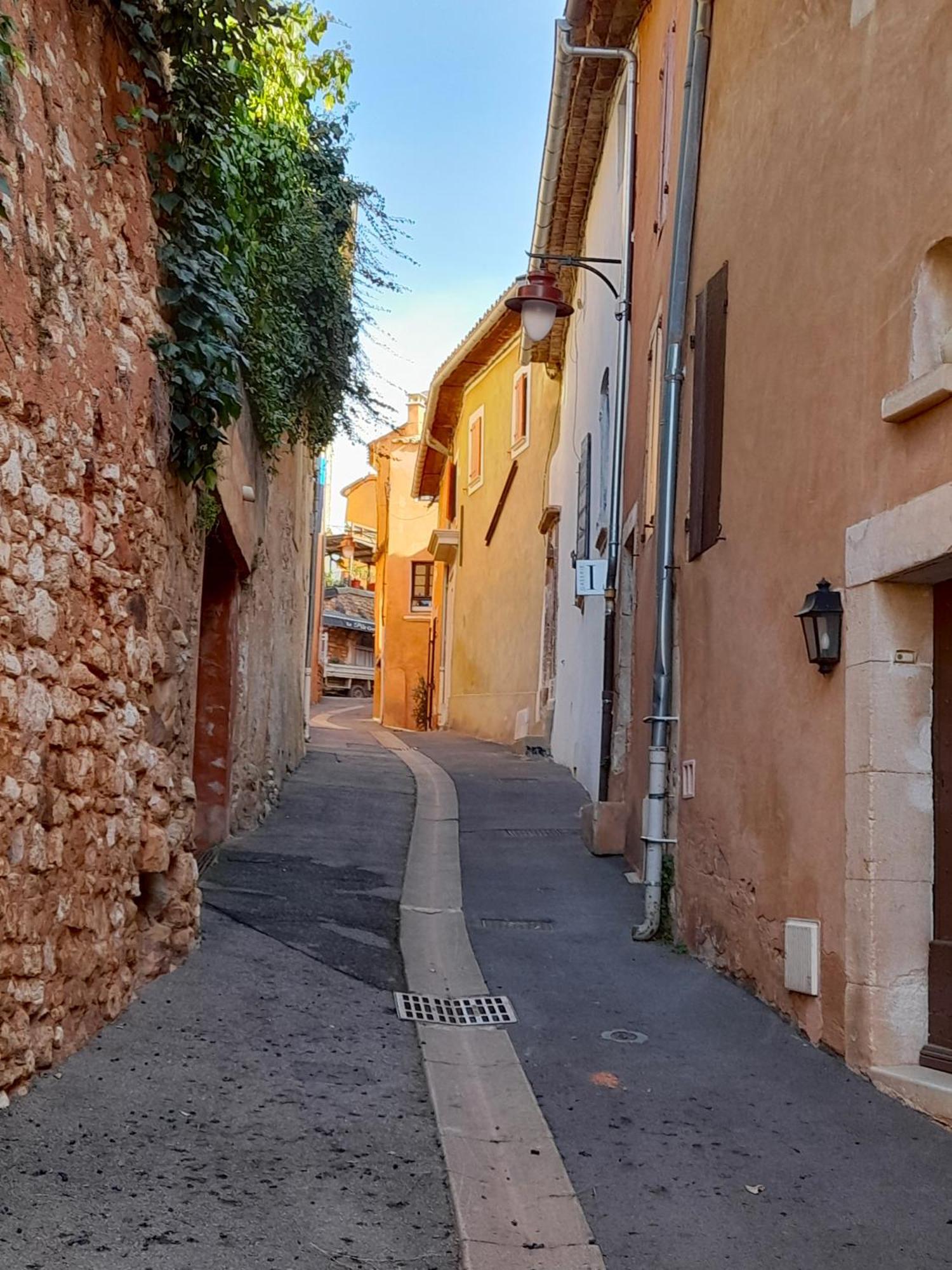 L'Atelier Au Coeur Du Village Roussillon en Isere Eksteriør billede
